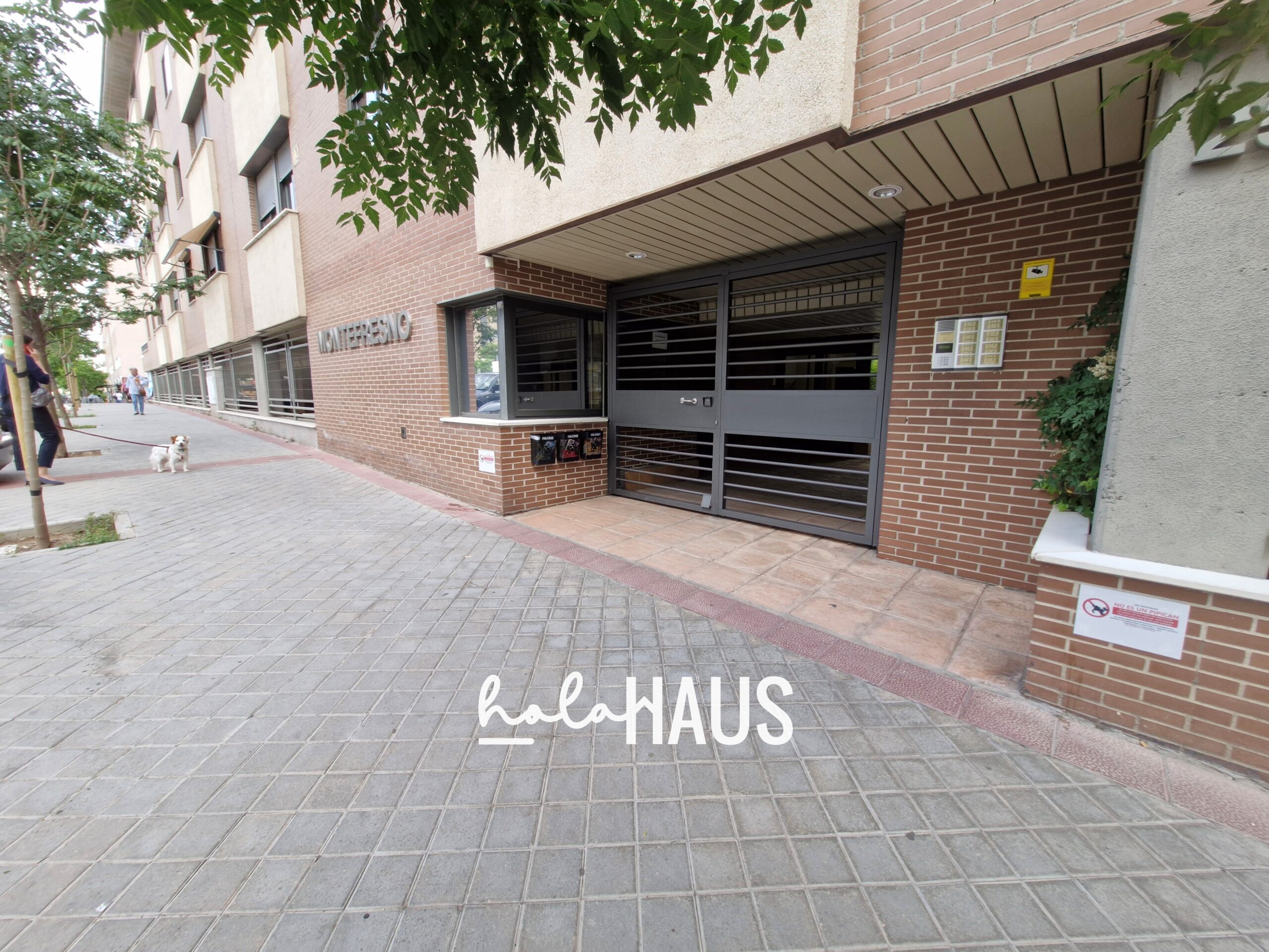 garaje-en-venta-montecarmelo (17)