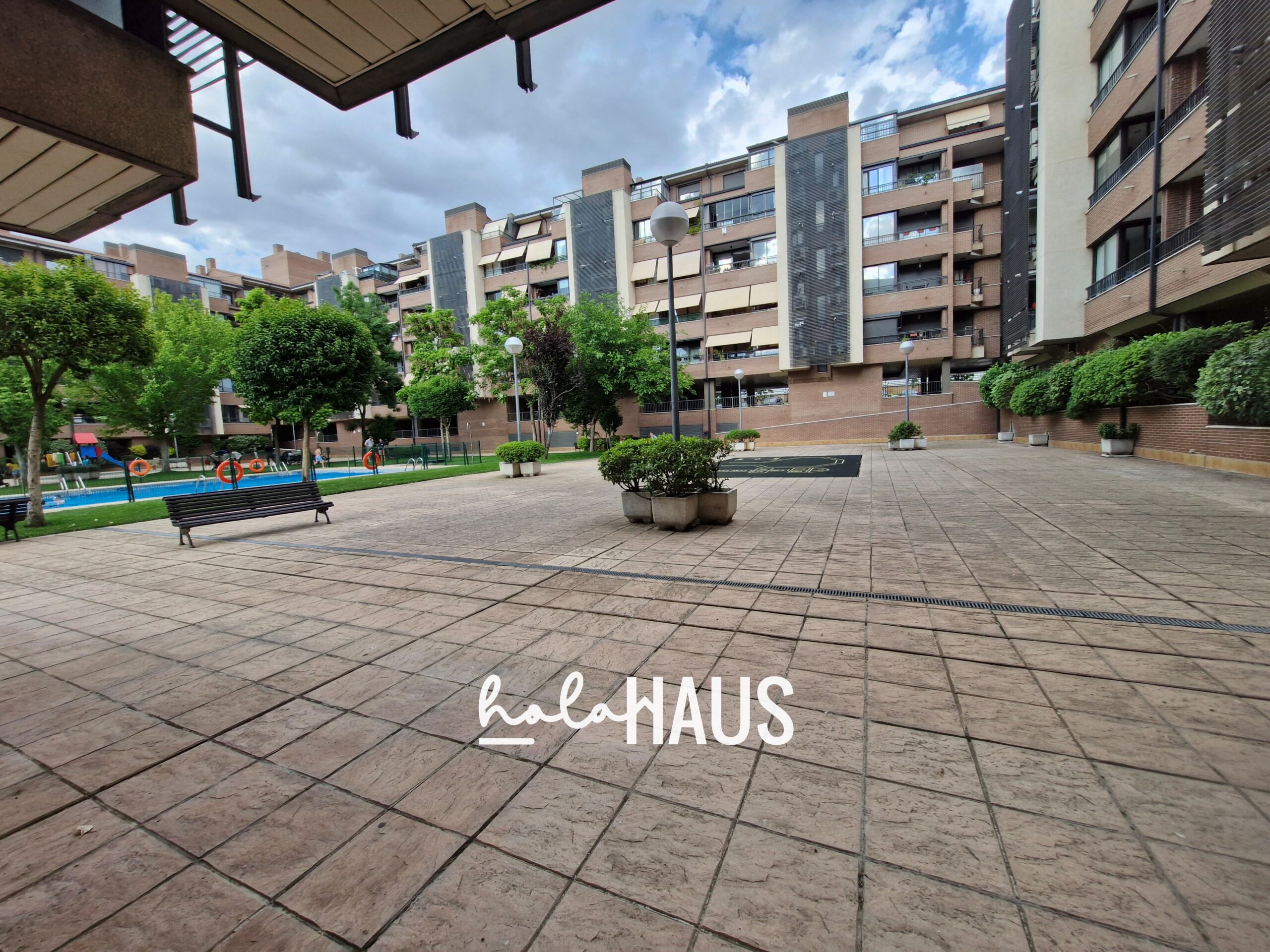 garaje-en-venta-montecarmelo (6)